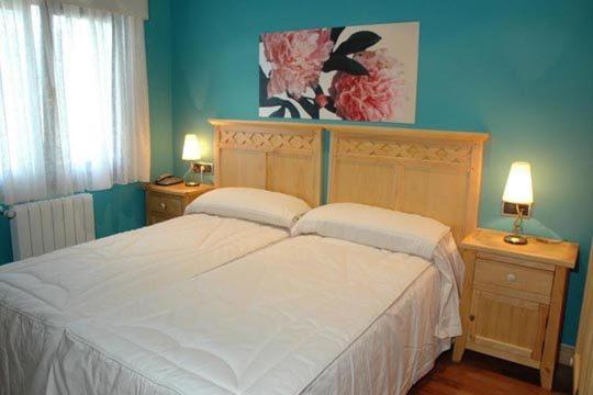 Hotel Guenes Luaran gambar